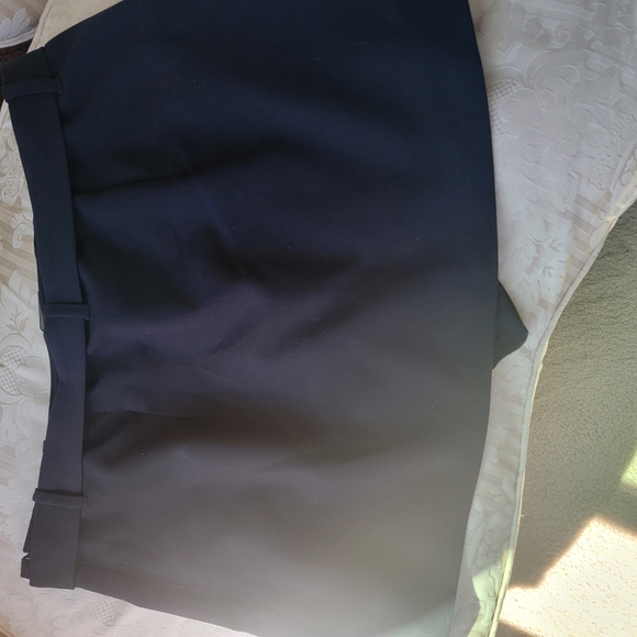 Abercrombie & Fitch Women's Shorts - Black and Cream - Picture 5 of 6